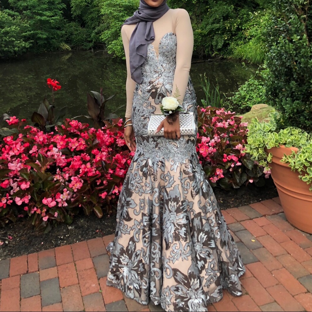 Prom dress
